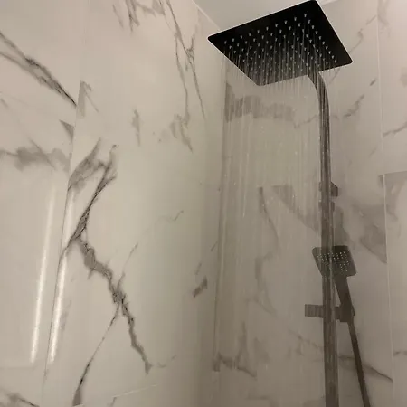 Donoso Cortes, 27 * Caces