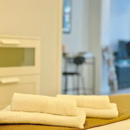 Donoso Cortes, 27 Apartmán