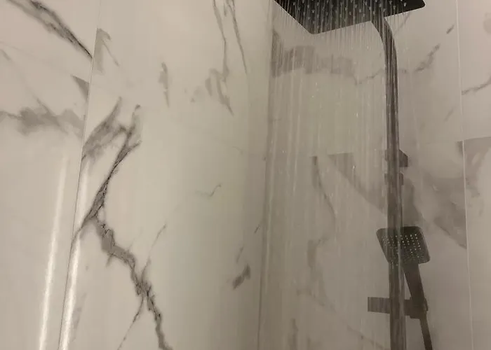 Donoso Cortes, 27 * Caces